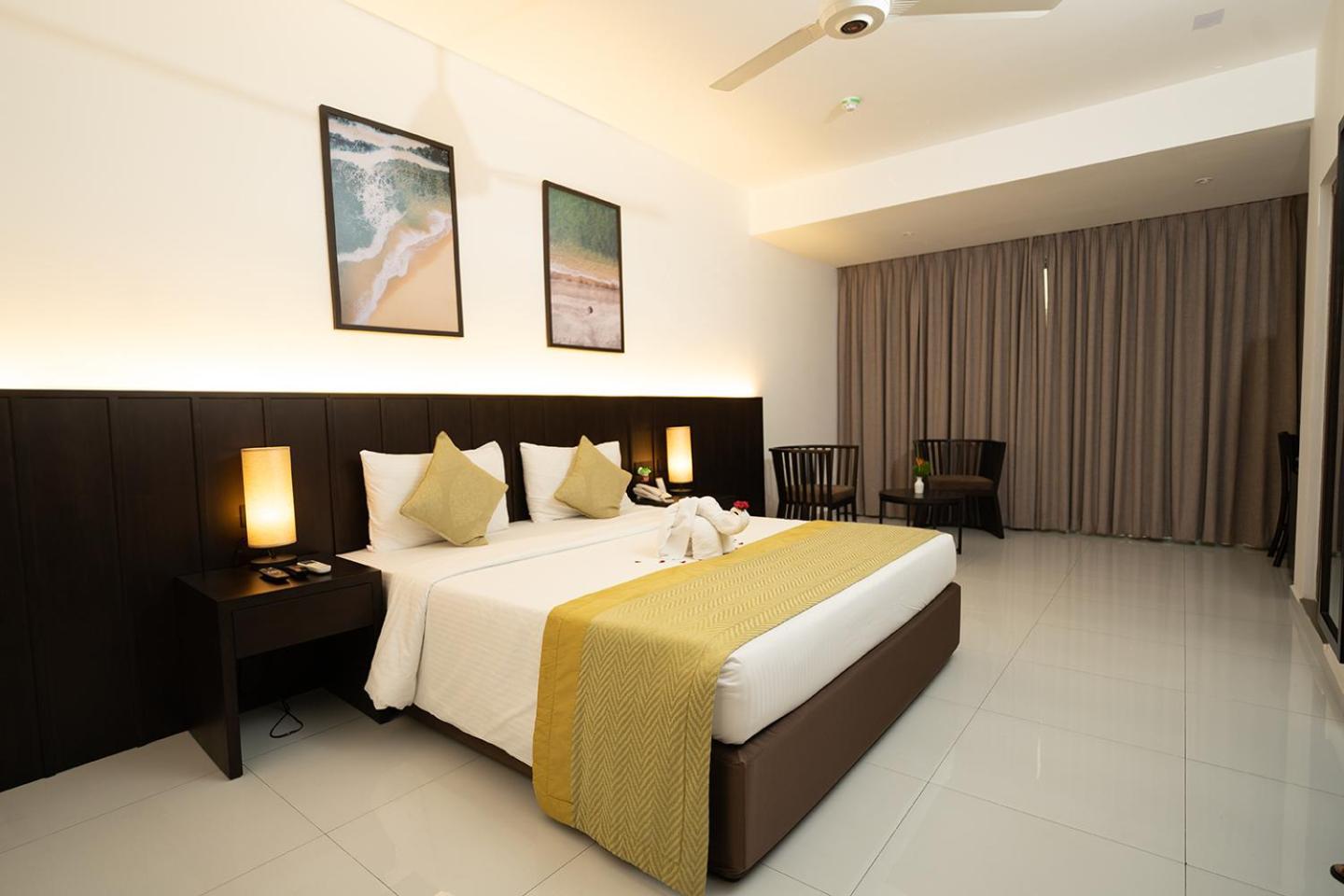 Good Wood Airport Hotel Katunayaka Kültér fotó